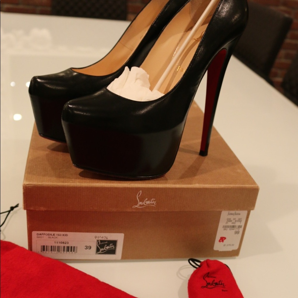CL Daffodile Pumps
